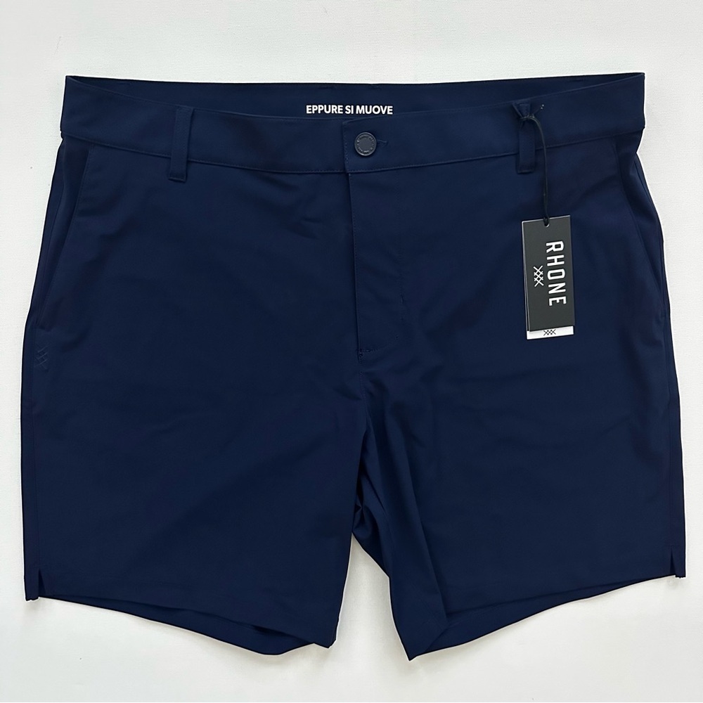 RHONE Men's Resort 8" Shorts Size 35